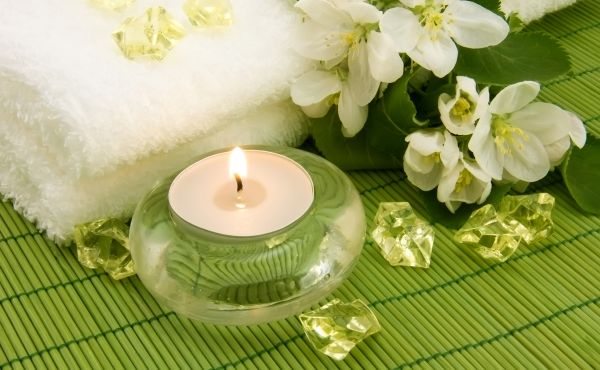 Easy Aromatherapy Tips For Acne Treatment